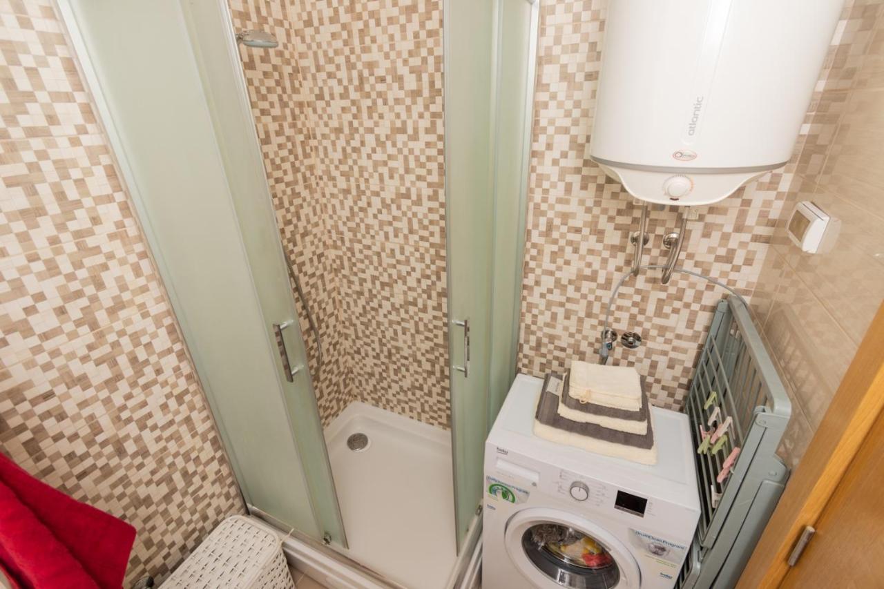 Lux City Apartment With Parking Podgorica Exterior photo